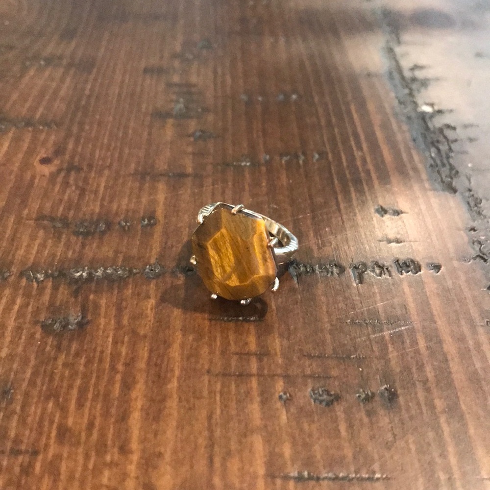 Kendra Scott ring—gently used! Size 7.5